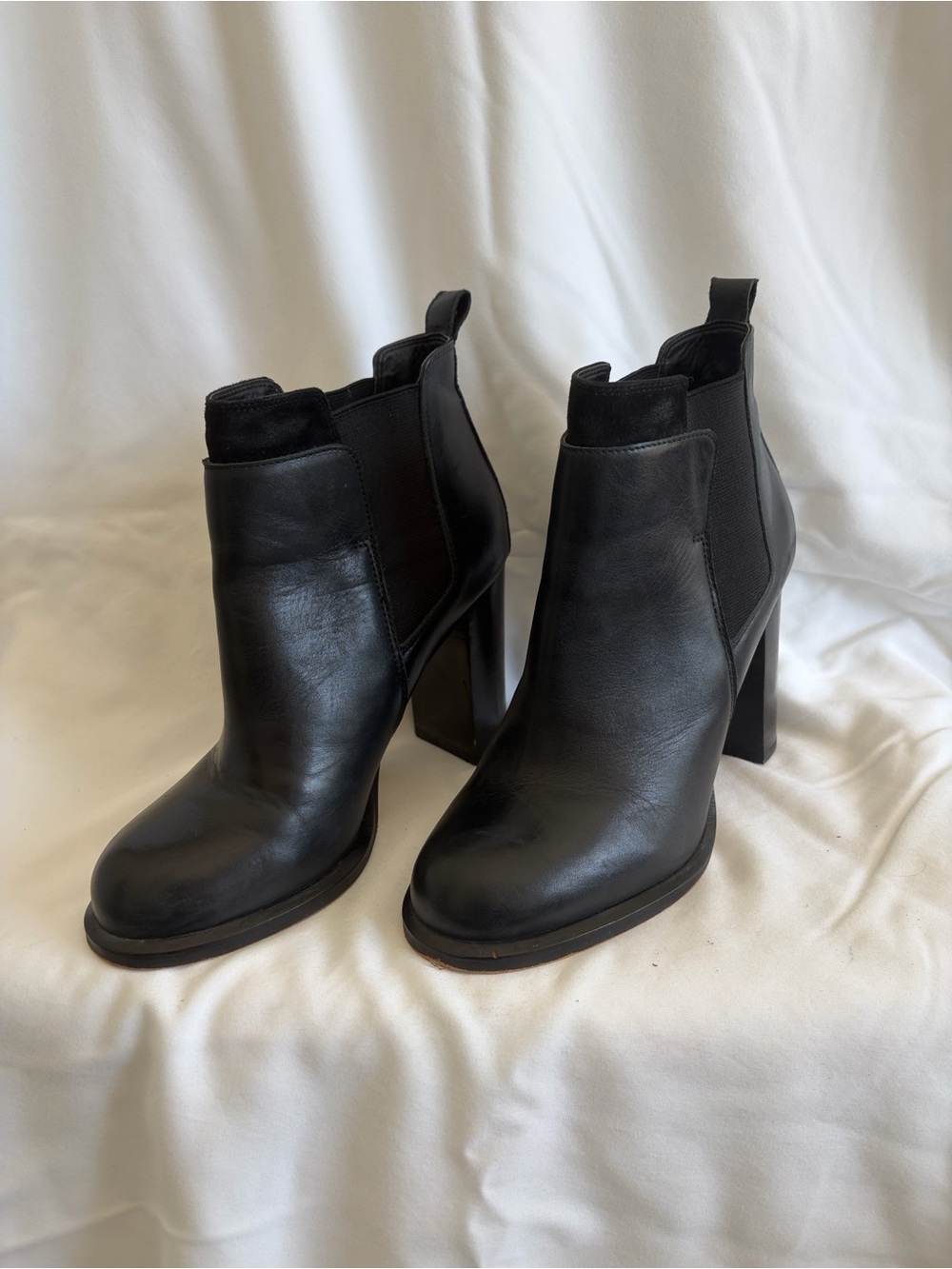 Sam Edelman Black Leather Block Heel Chelsea Booties